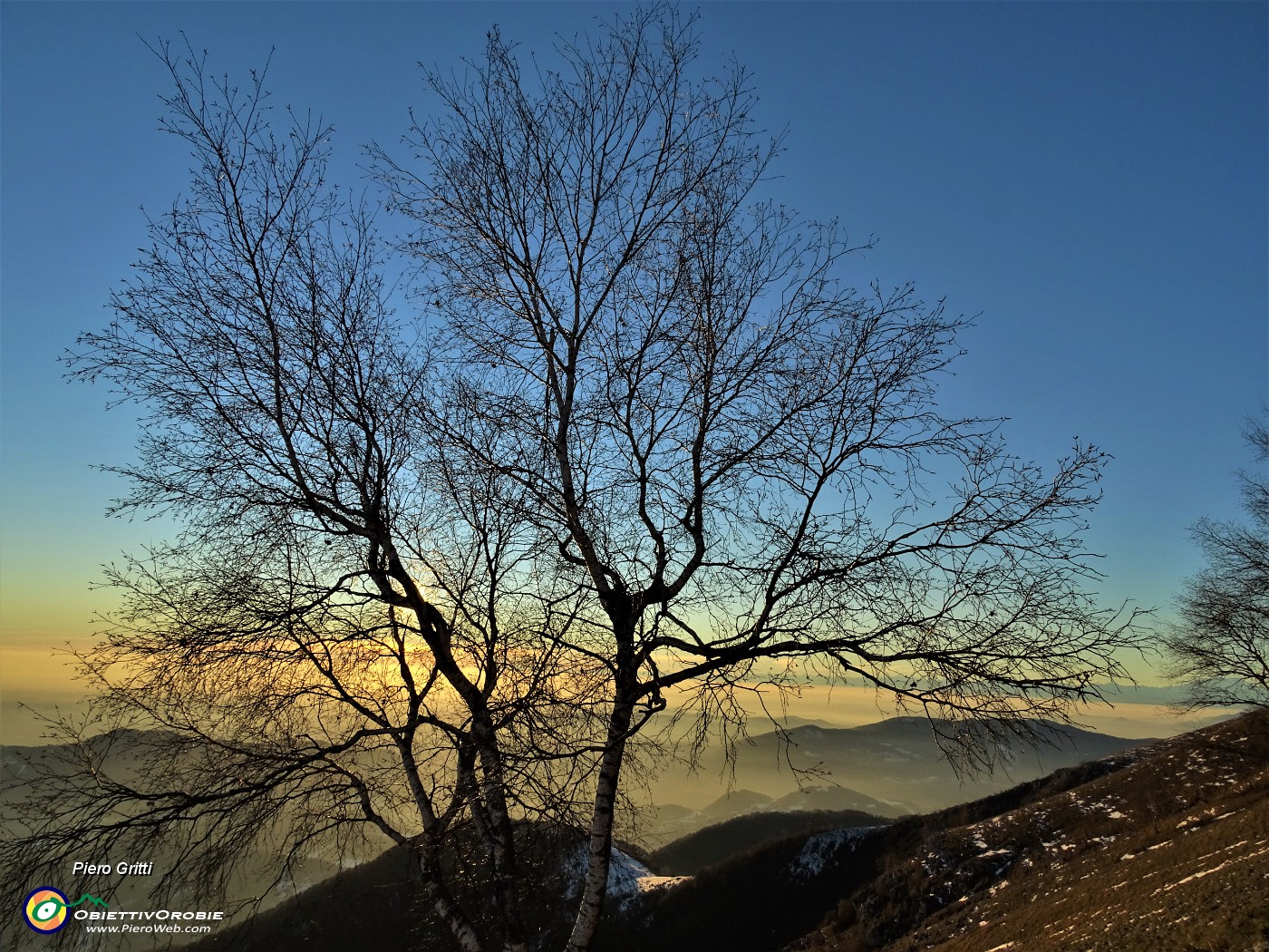 51 Mi abbasso mentre il sole volge al tramonto.JPG